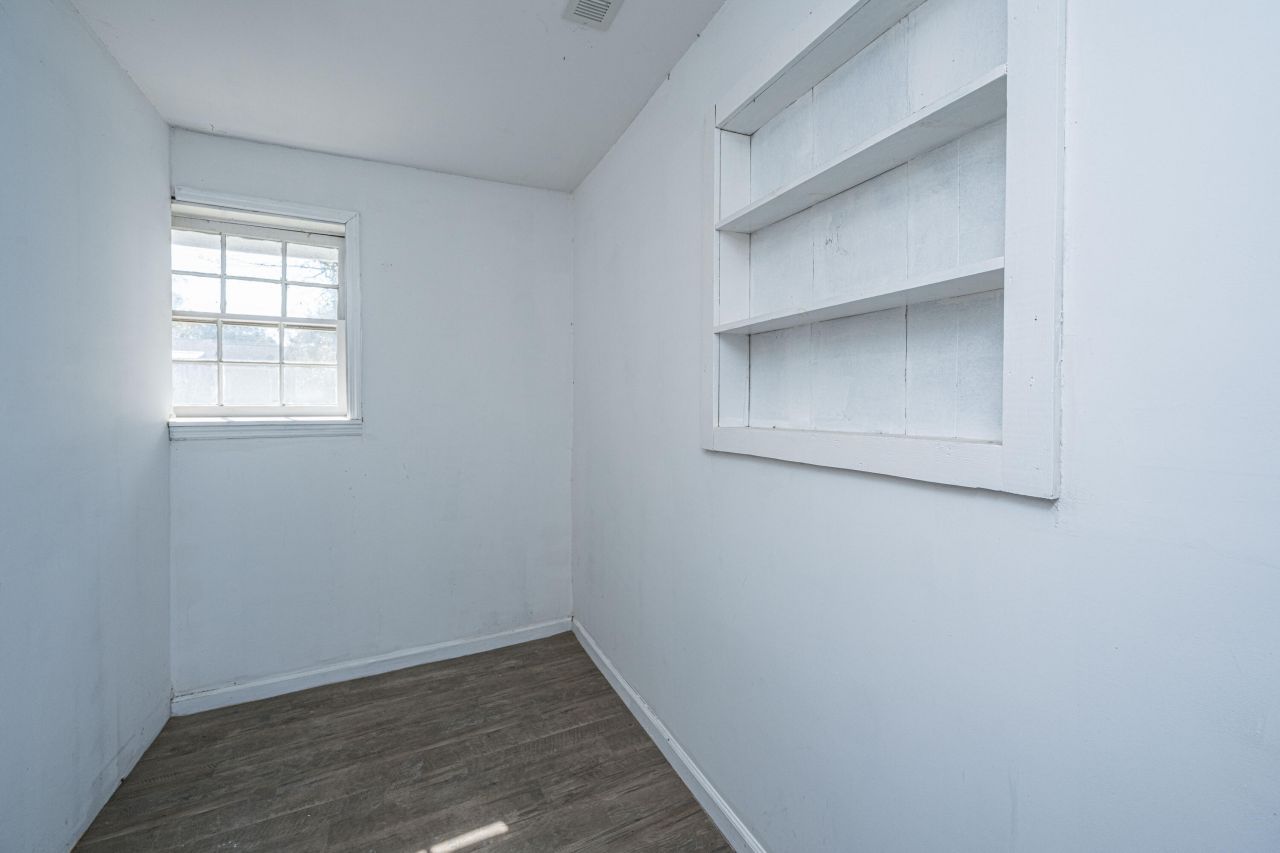 1120 Fort Johnson Road Photo 21