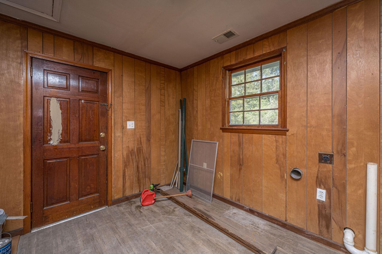 1120 Fort Johnson Road Photo 22