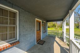 1120 Fort Johnson Road photo 4