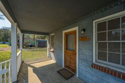 1120 Fort Johnson Road photo 4