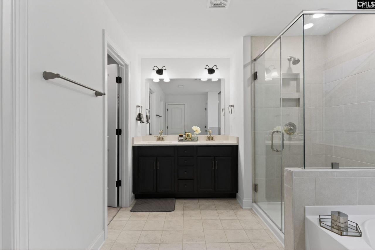 536 Outer Banks Drive Photo 29