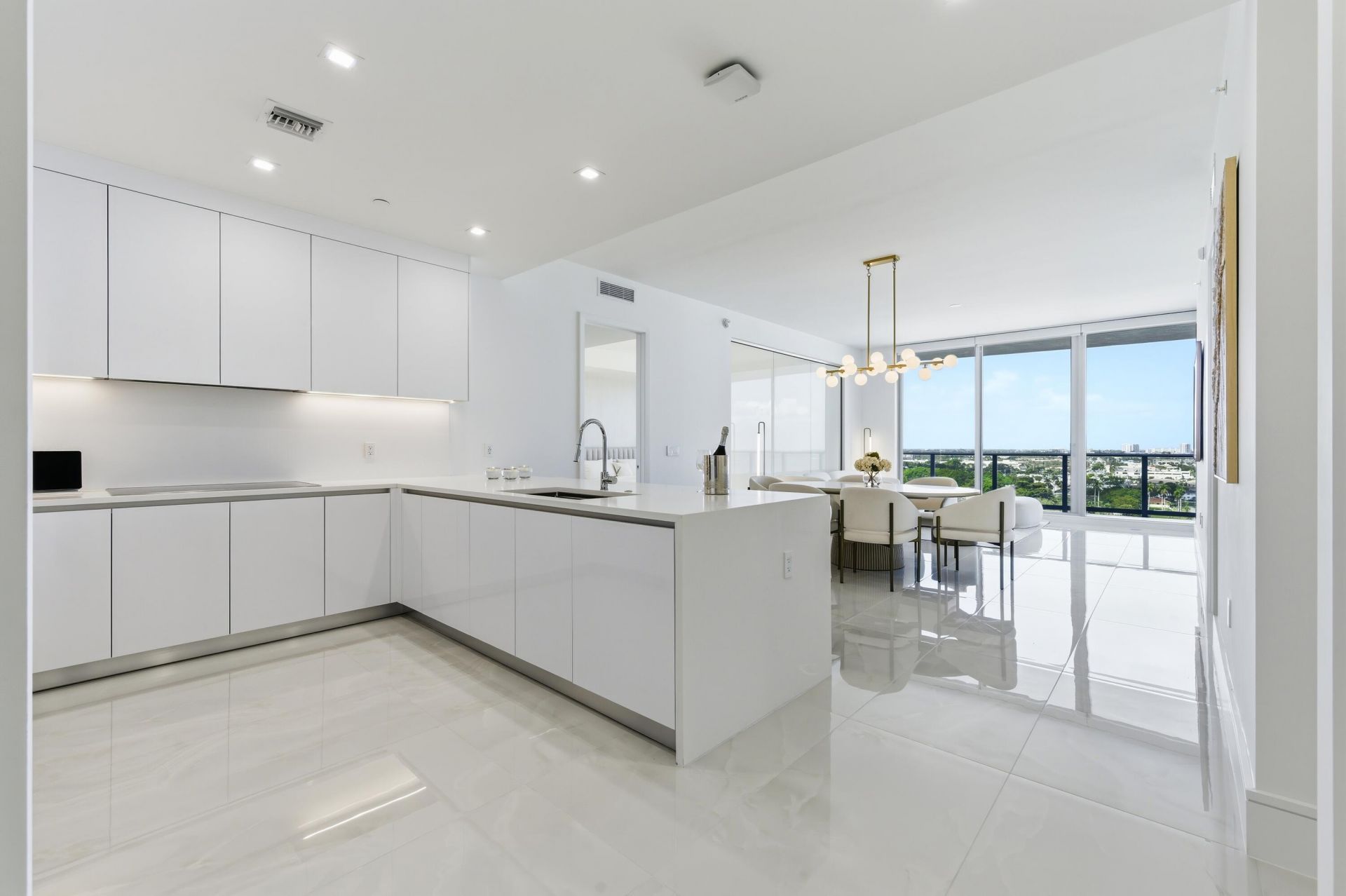 220 Lake Shore Drive, Unit 1205, Lake Park, FL 33403 Photo