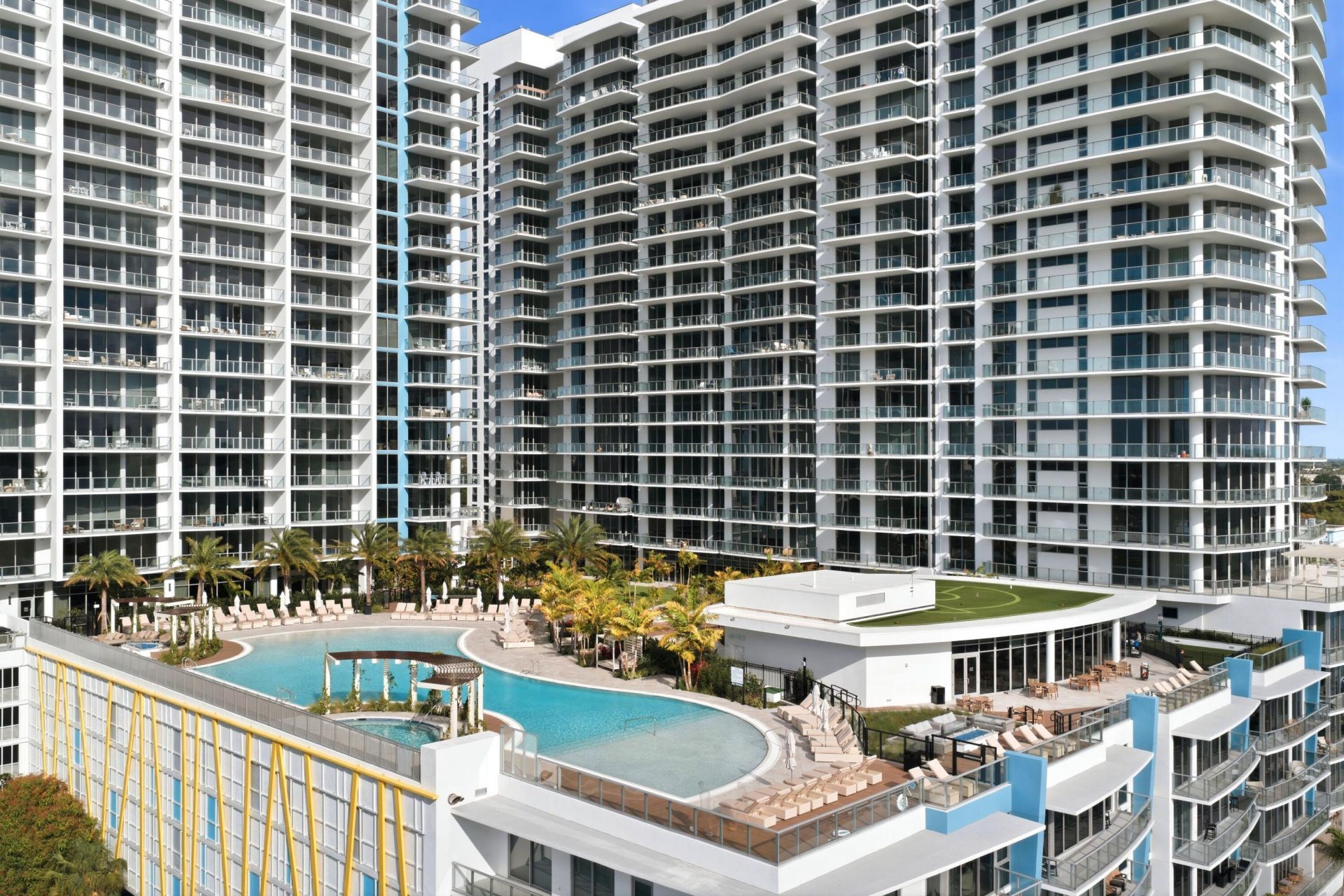 220 Lake Shore Drive, Unit 1205, Lake Park, FL 33403 Photo