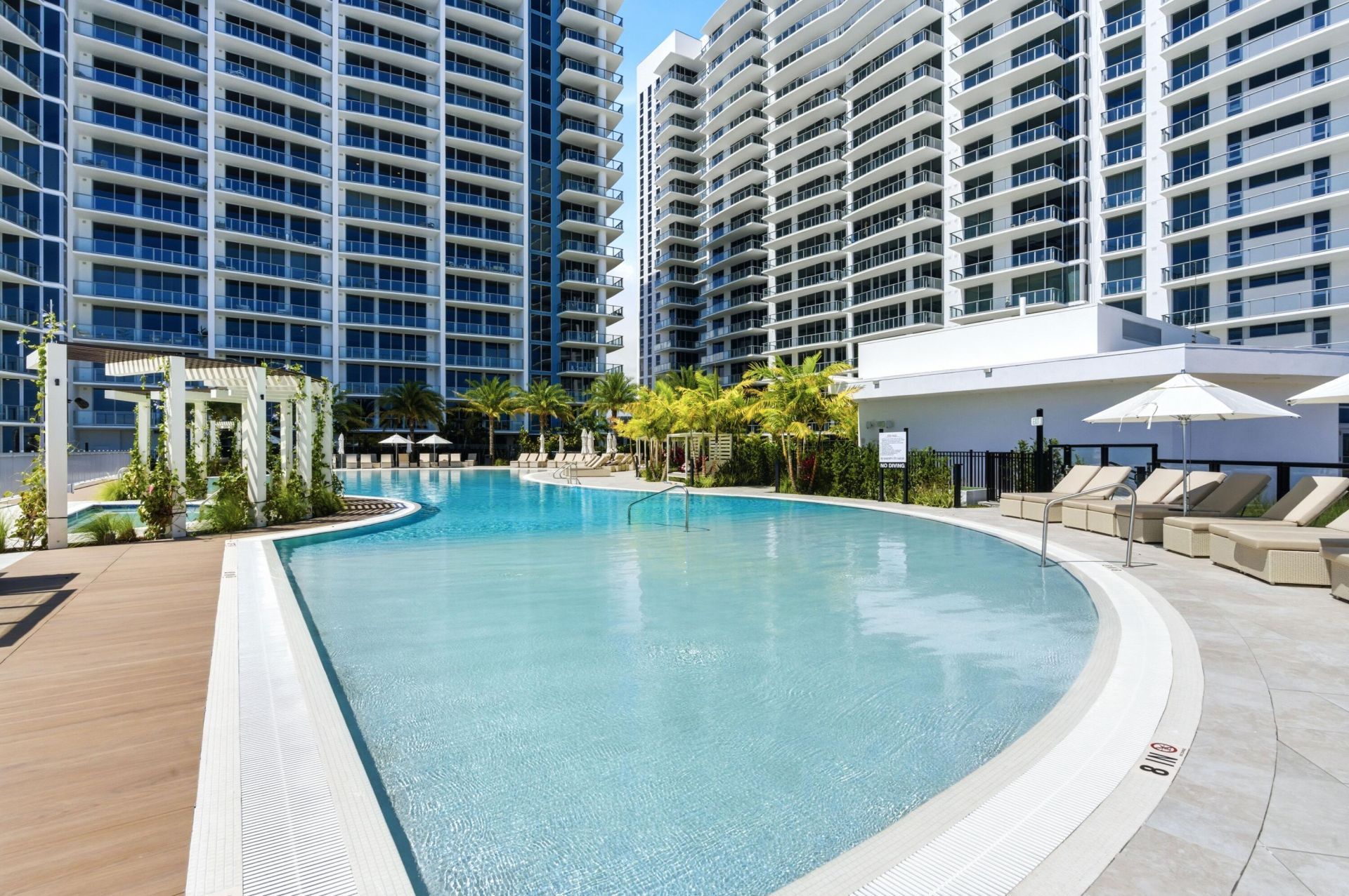 220 Lake Shore Drive, Unit 1205, Lake Park, FL 33403 Photo