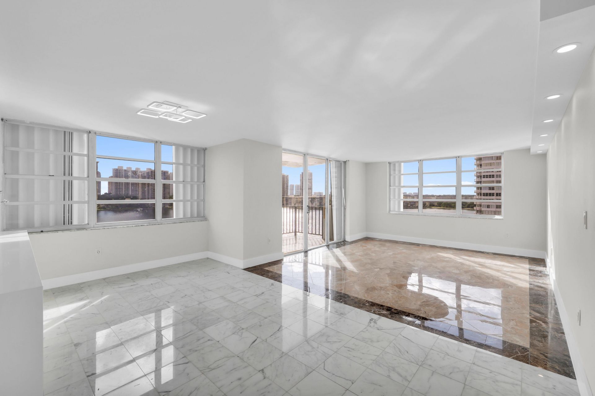 2780 NE 183rd Street, Unit 716, Aventura, FL 33160 Photo