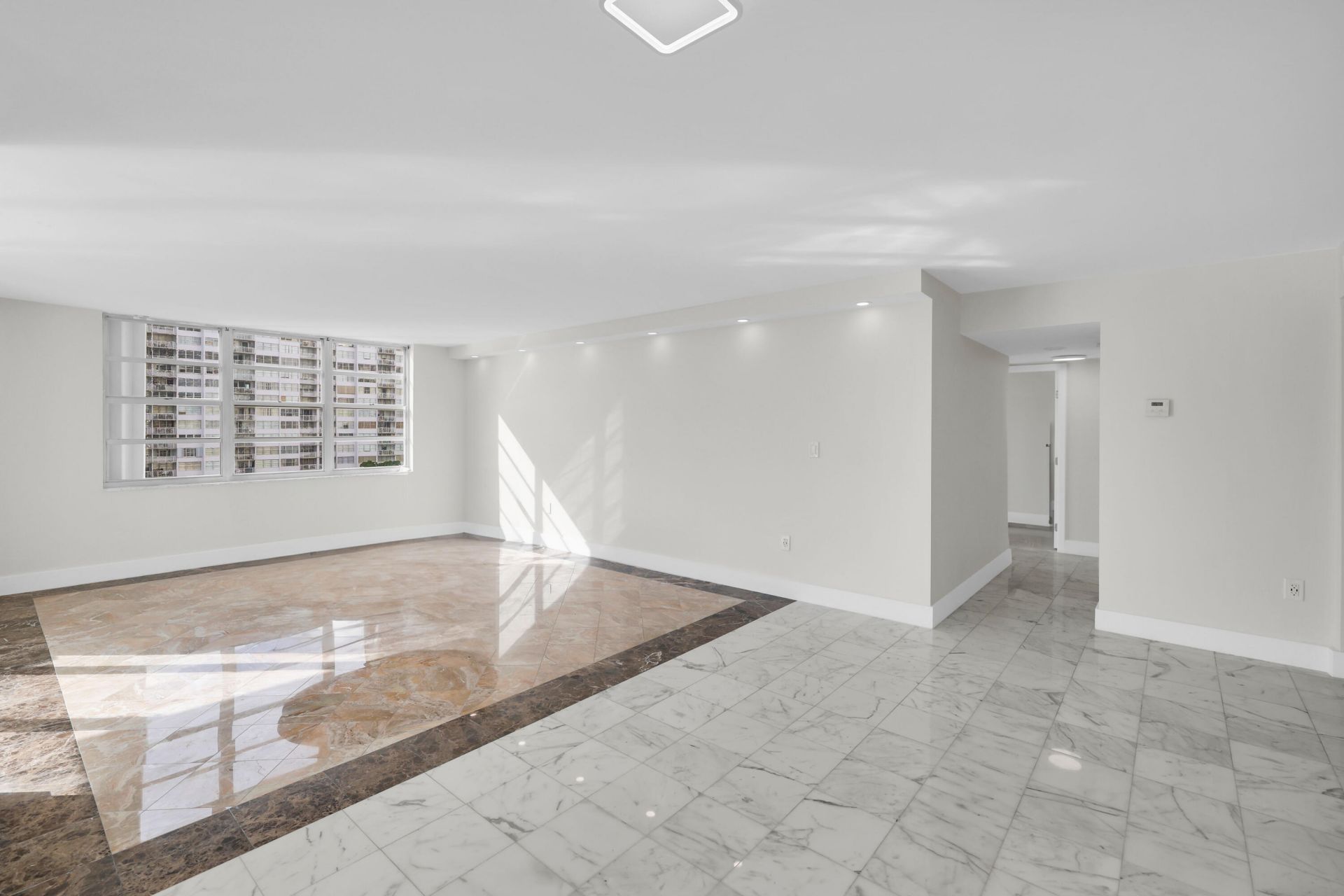 2780 NE 183rd Street, Unit 716, Aventura, FL 33160 Photo