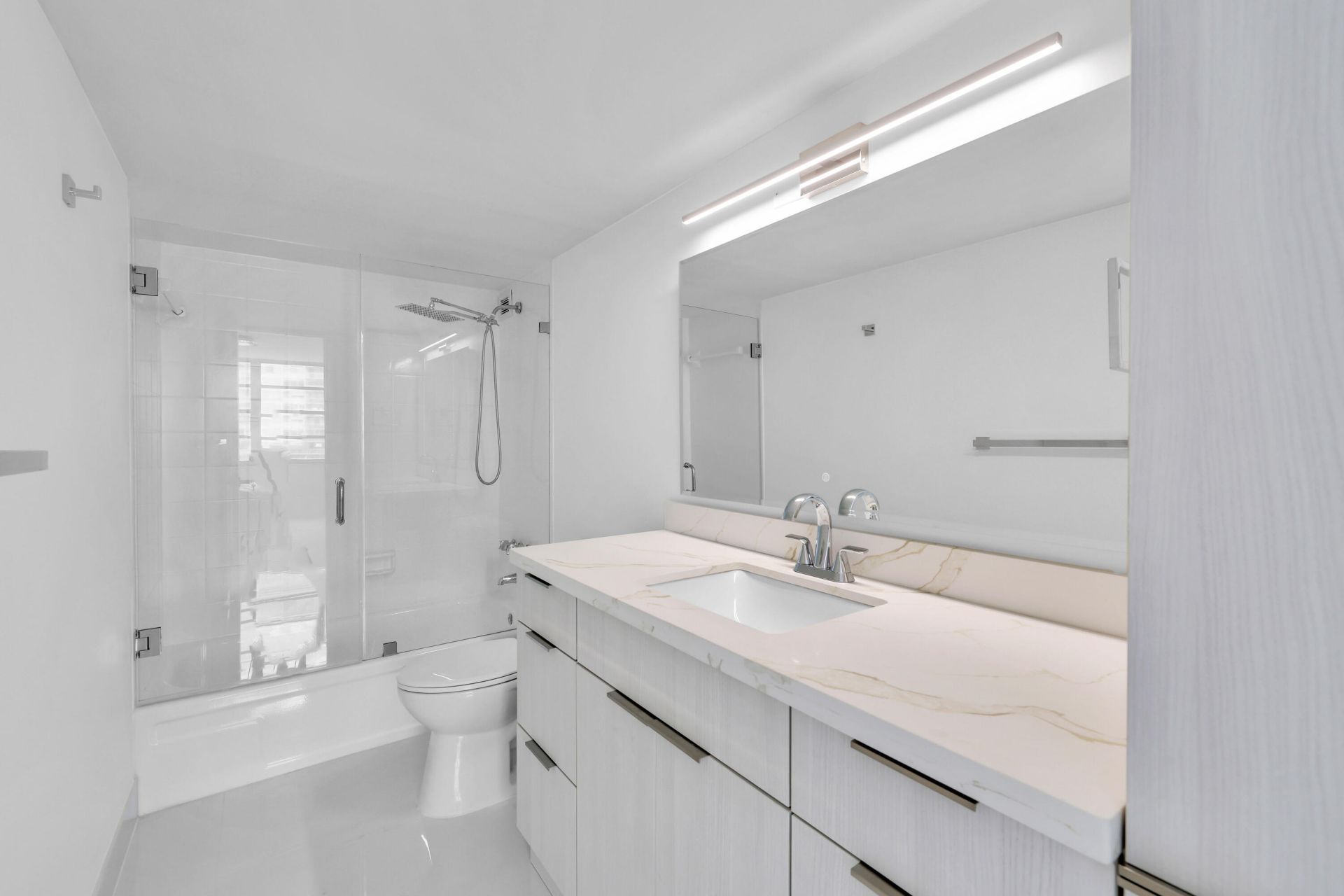 2780 NE 183rd Street, Unit 716, Aventura, FL 33160 Photo