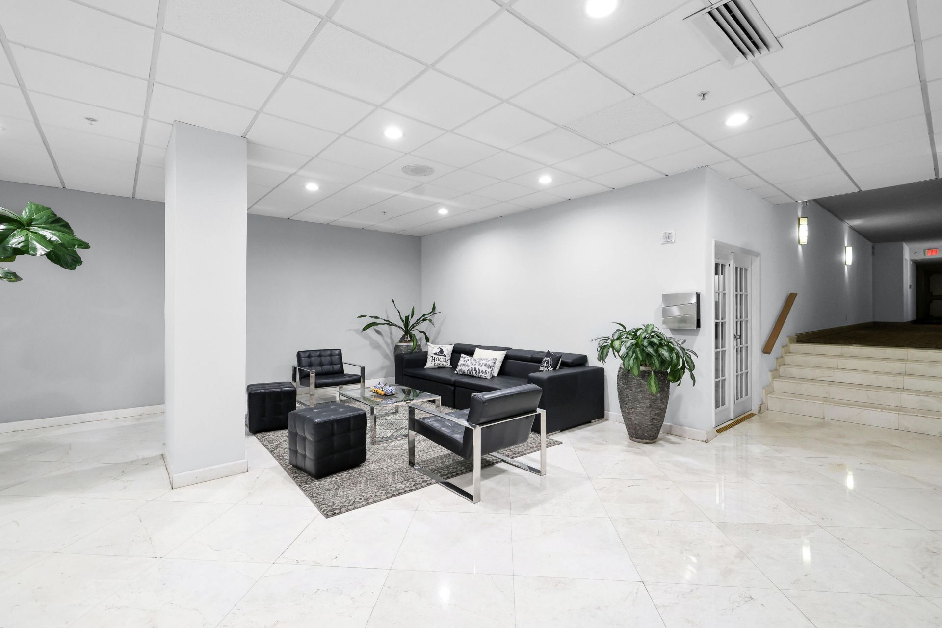 2780 NE 183rd Street, Unit 716, Aventura, FL 33160 Photo