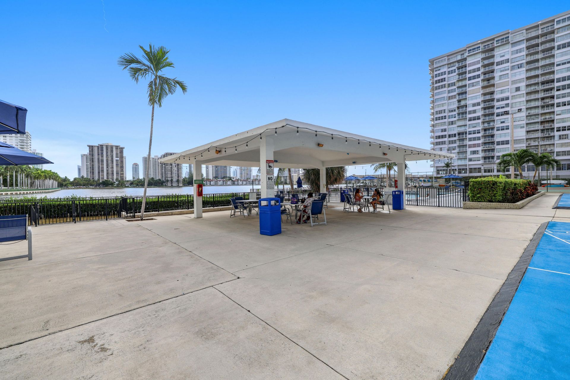 2780 NE 183rd Street, Unit 716, Aventura, FL 33160 Photo