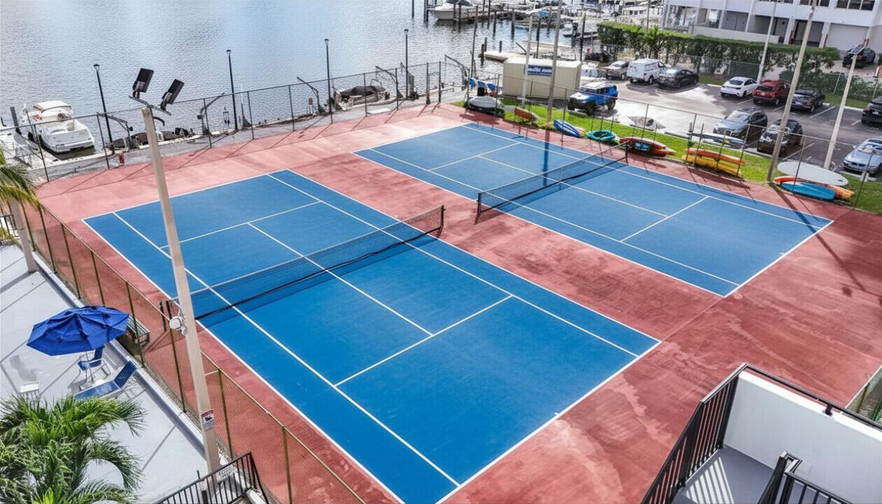 2780 NE 183rd Street, Unit 716, Aventura, FL 33160 Photo