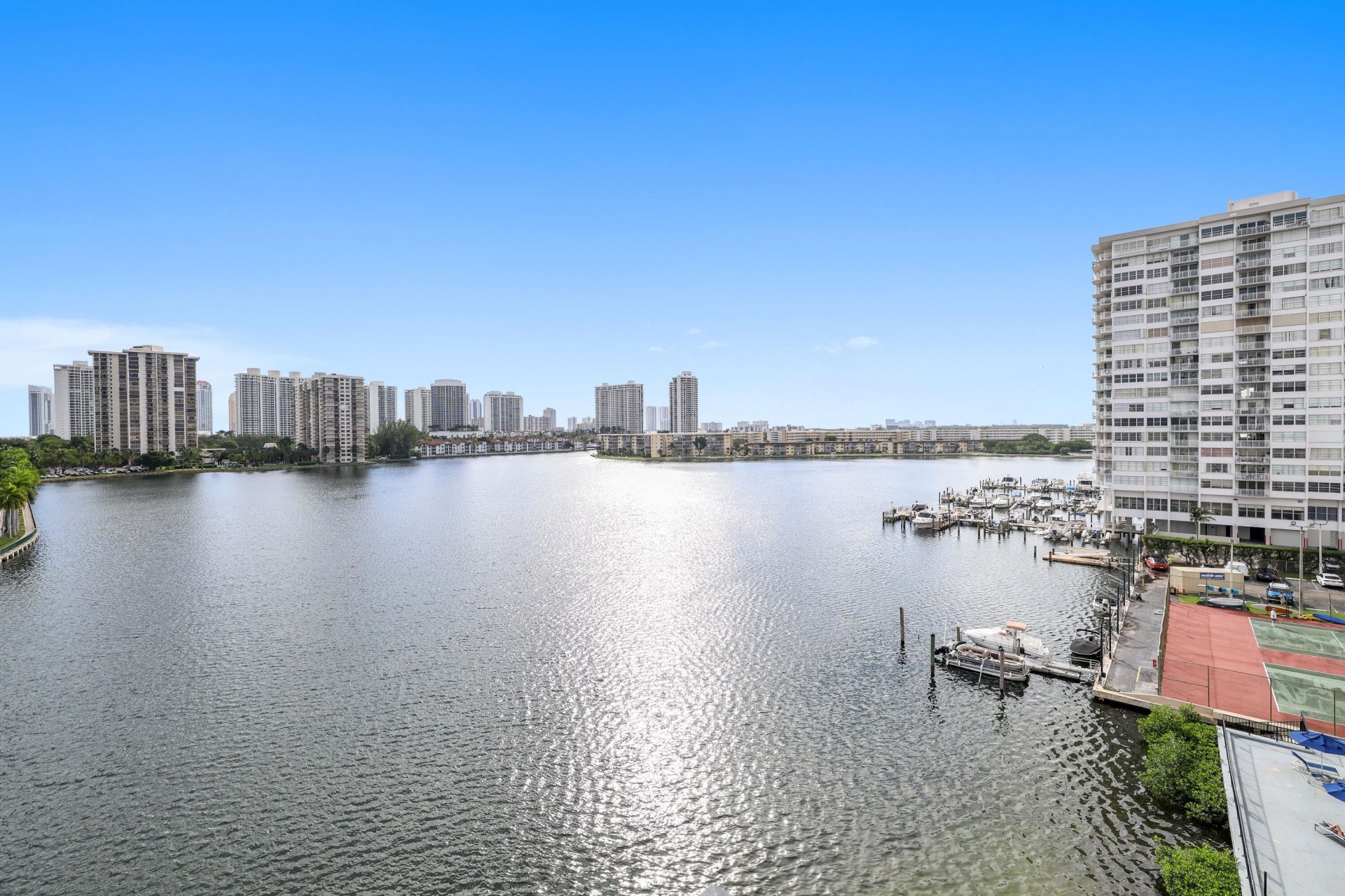 2780 NE 183rd Street, Unit 716, Aventura, FL 33160 Photo