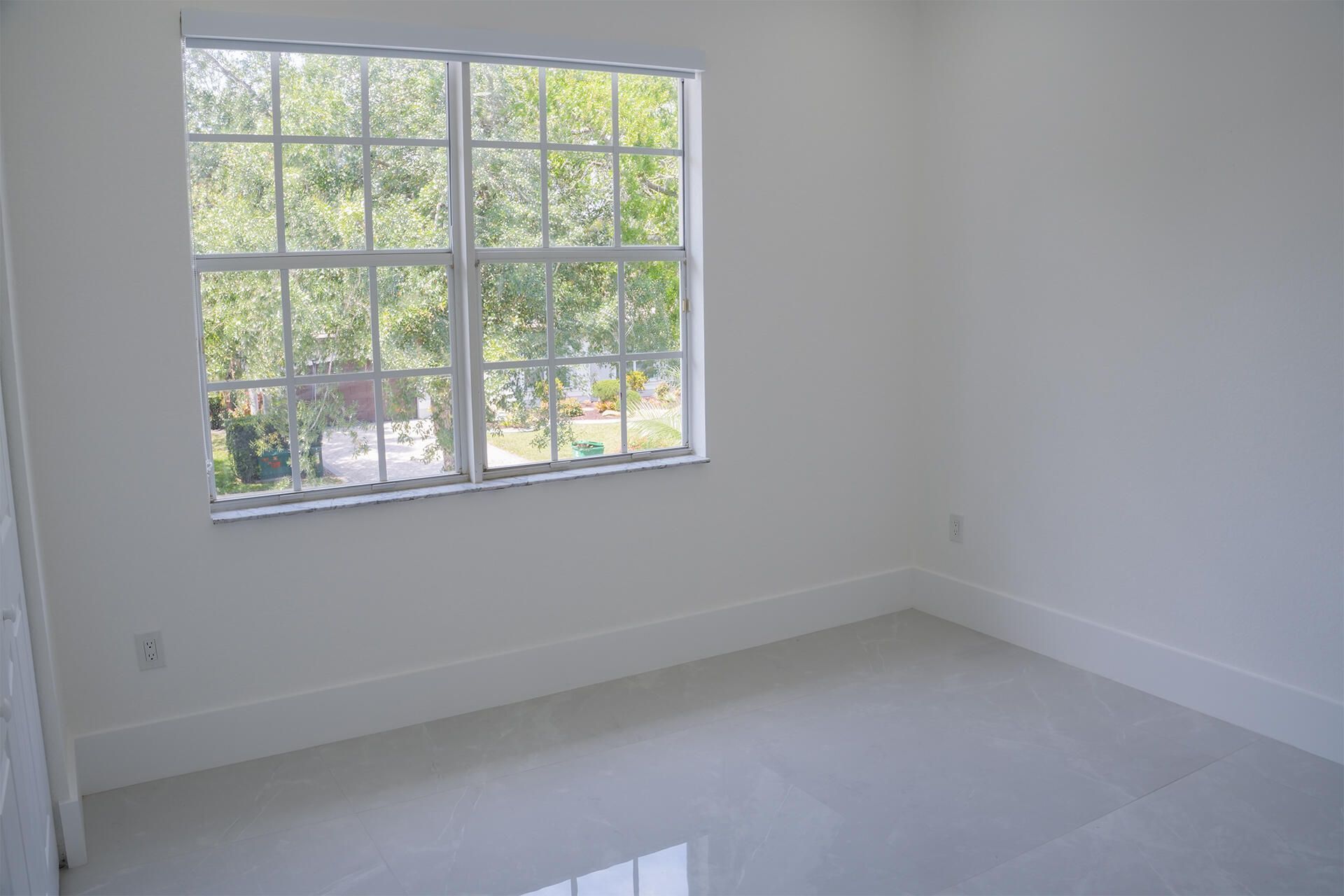 5227 SW 195th Terrace, Miramar, FL 33029 Photo