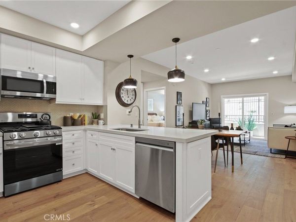 927 Deep Valley Drive, Unit 115, Rolling Hills Estates, CA 90274