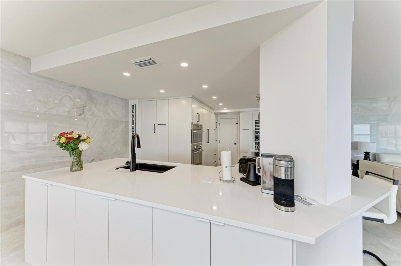 603 Longboat Club Road , Unit 204N, Longboat Key, FL 34228 Photo