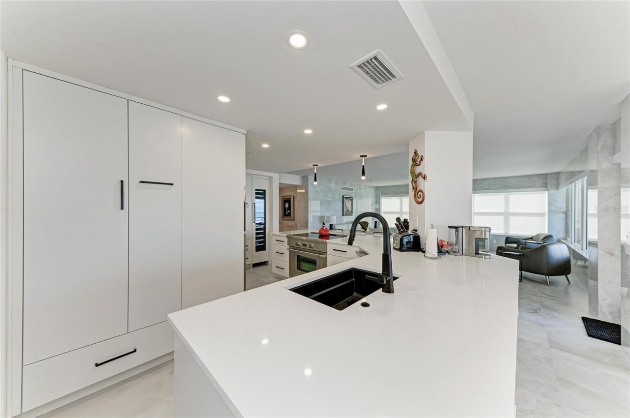 603 Longboat Club Road , Unit 204N, Longboat Key, FL 34228 Photo