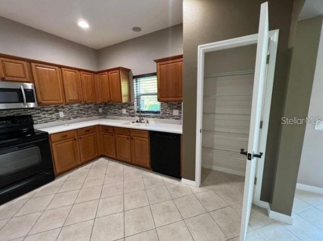 10216 Dolce Vista Drive Ne, Saint Petersburg, FL 33702 Photo