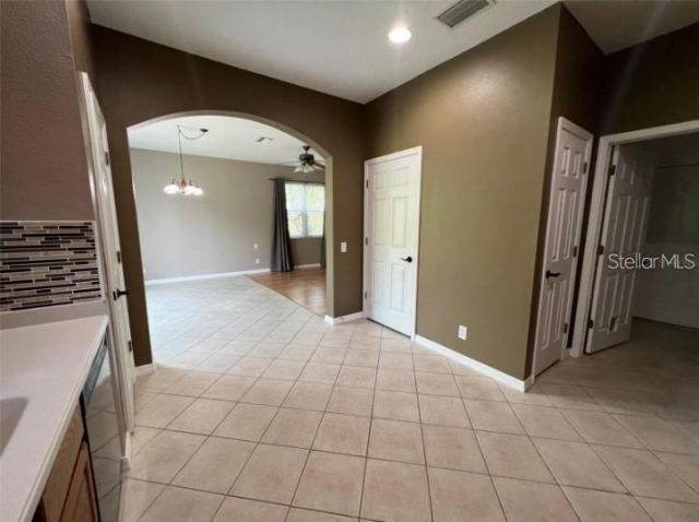 10216 Dolce Vista Drive Ne, Saint Petersburg, FL 33702 Photo