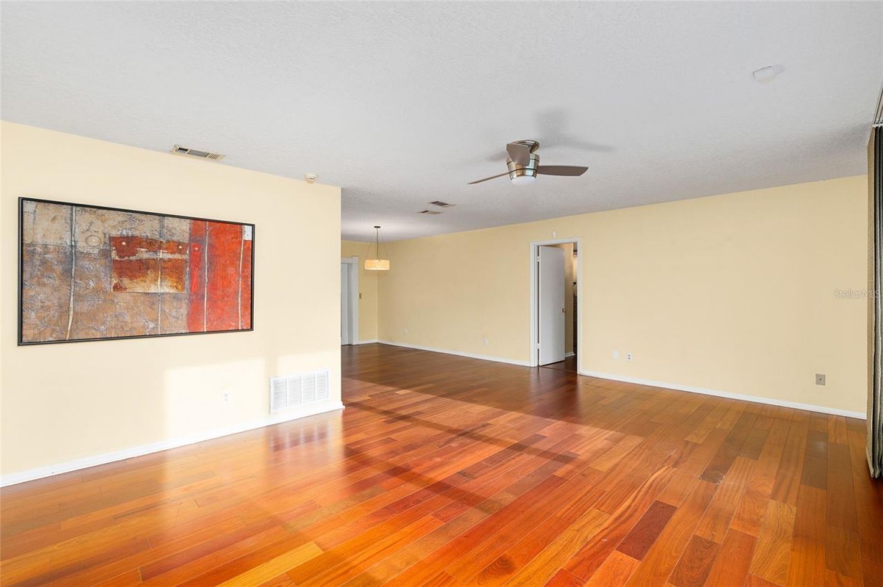 631 Gillette Avenue , Temple Terrace, FL 33617 Photo