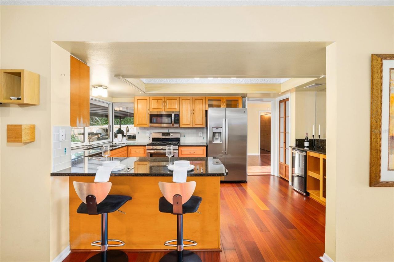 631 Gillette Avenue, Temple Terrace, FL 33617 Photo