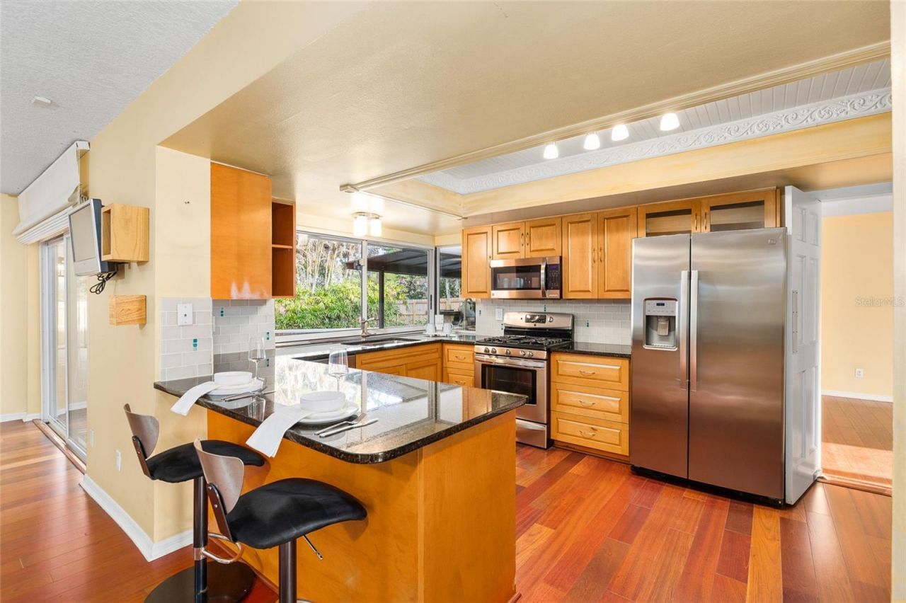 631 Gillette Avenue, Temple Terrace, FL 33617 Photo