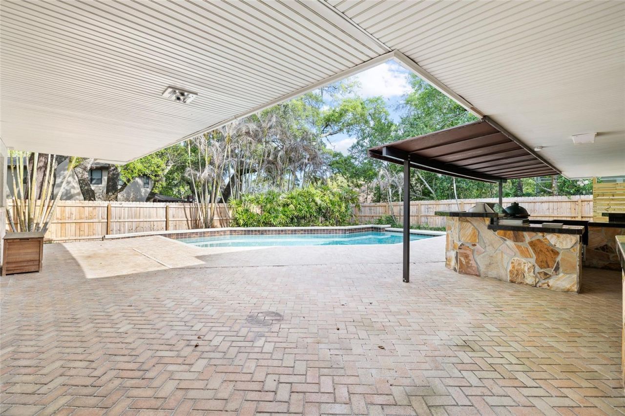 631 Gillette Avenue , Temple Terrace, FL 33617 Photo