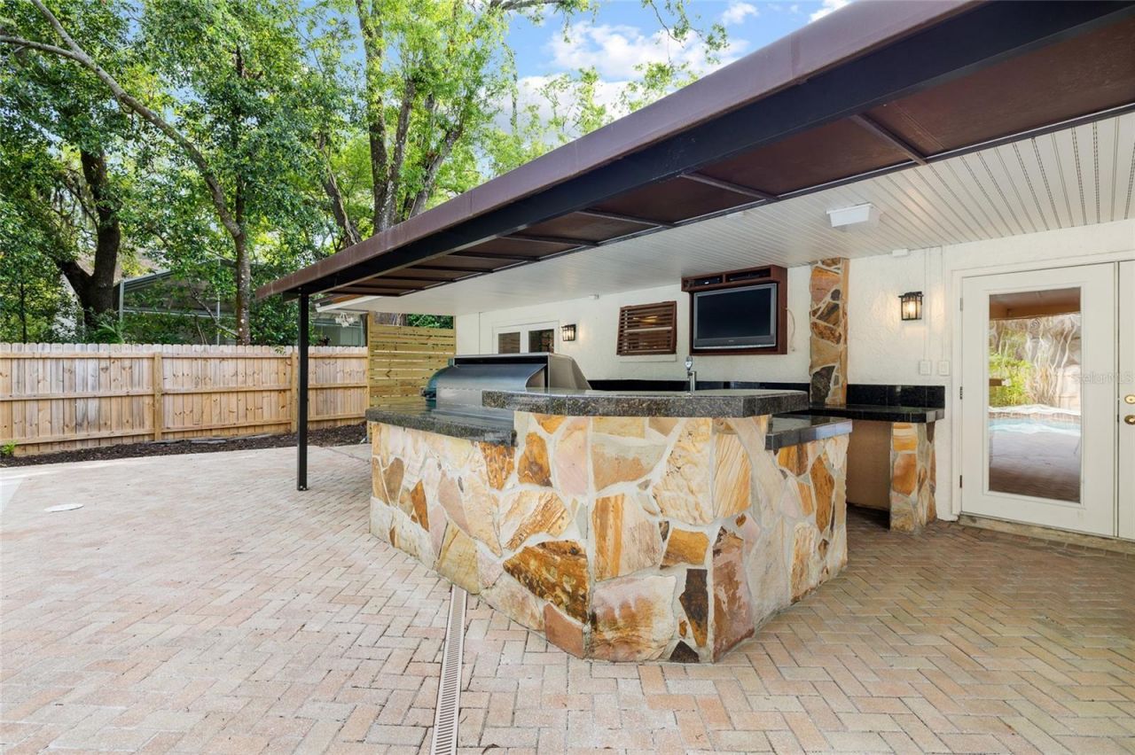 631 Gillette Avenue, Temple Terrace, FL 33617 Photo