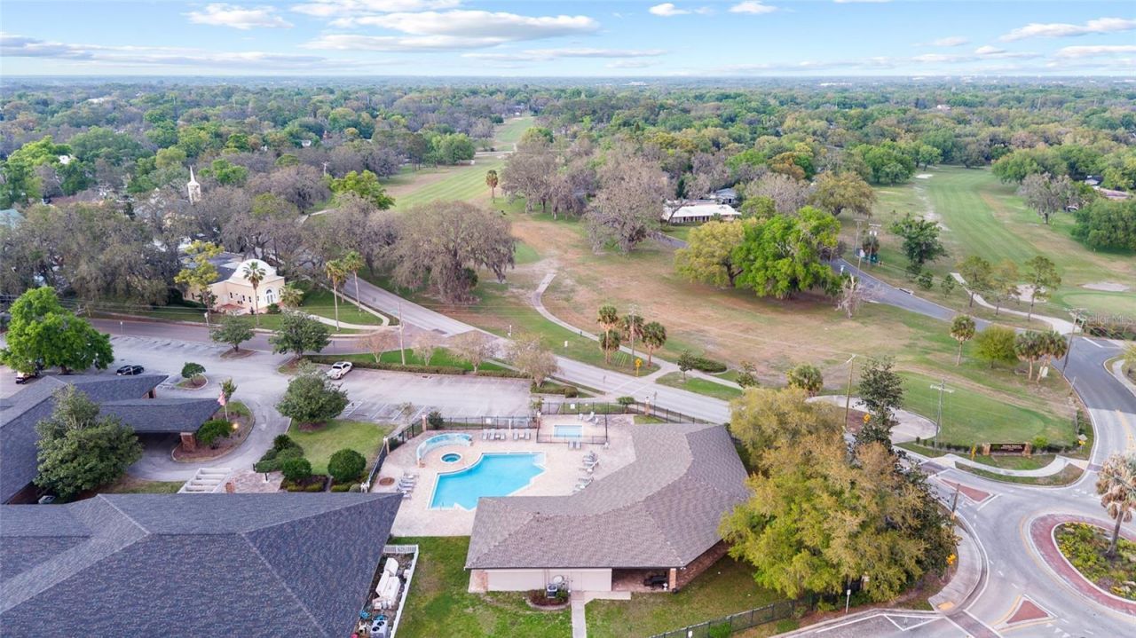 631 Gillette Avenue, Temple Terrace, FL 33617 Photo