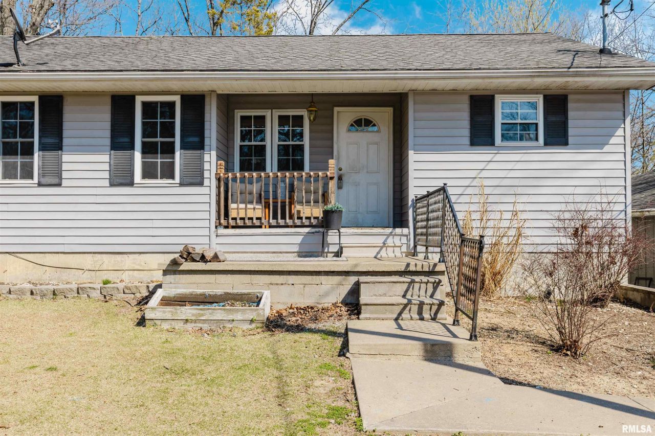 670 Marina Circle, Creal Springs, IL 62922 Main Photo