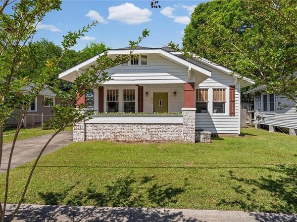 121 Carlen Street N, Mobile, AL 36607