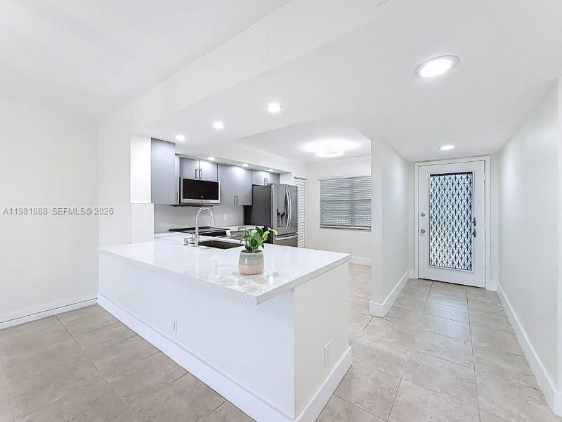 12701 SW 13th St , Unit 310F, Pembroke Pines, FL 33027 Photo