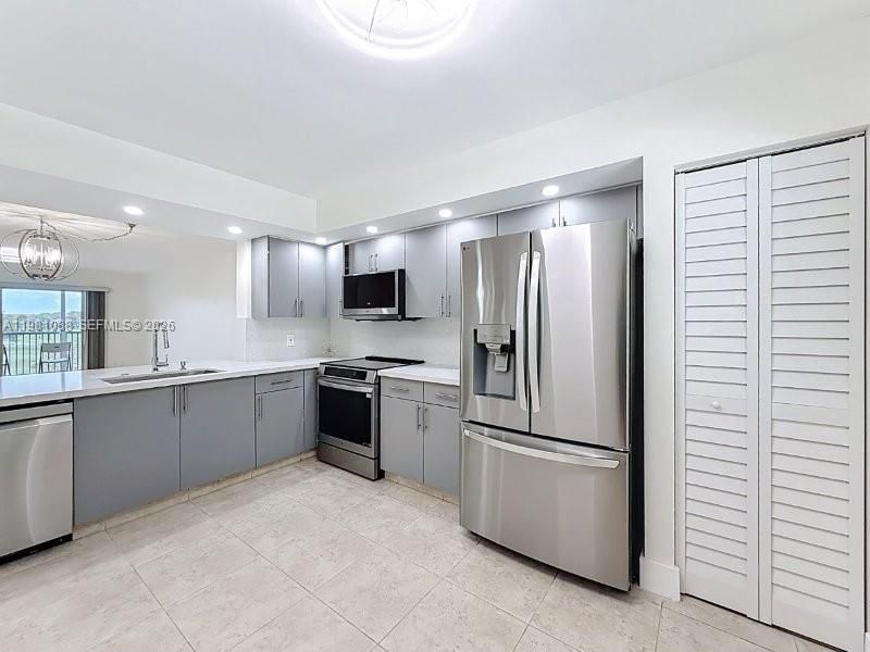 12701 SW 13th St , Unit 310F, Pembroke Pines, FL 33027 Photo