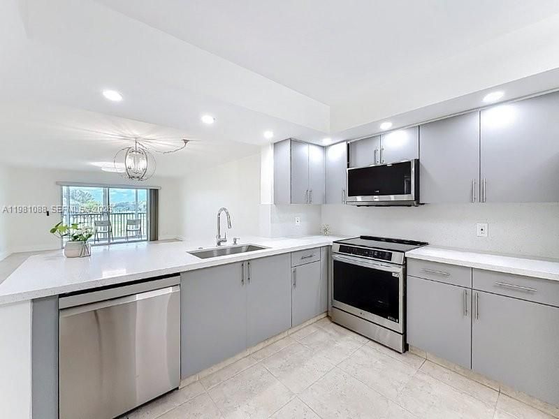 12701 SW 13th St , Unit 310F, Pembroke Pines, FL 33027 Photo