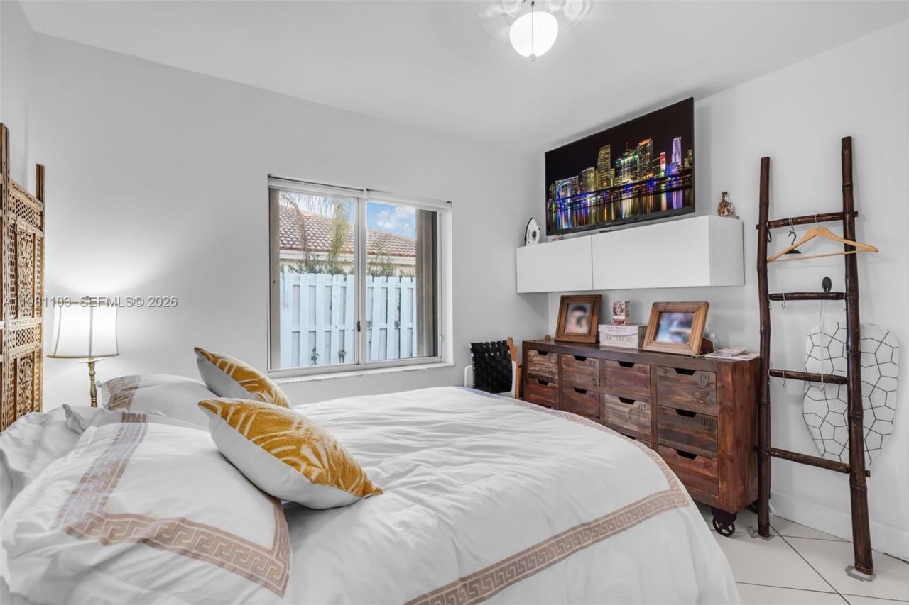 11262 NW 59th Ter , Doral, FL 33178 Photo