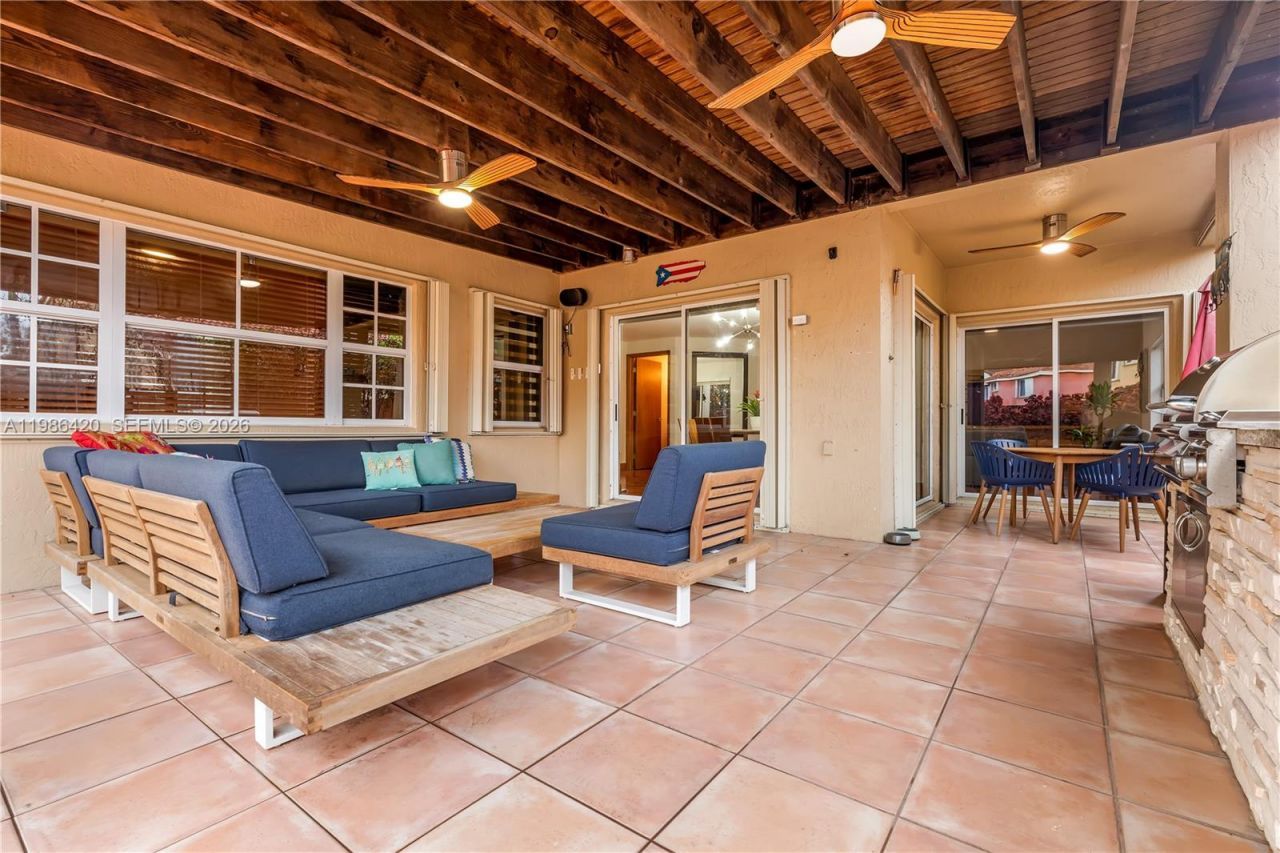 4520 SW 154th Ct, Miami, FL 33185 Photo