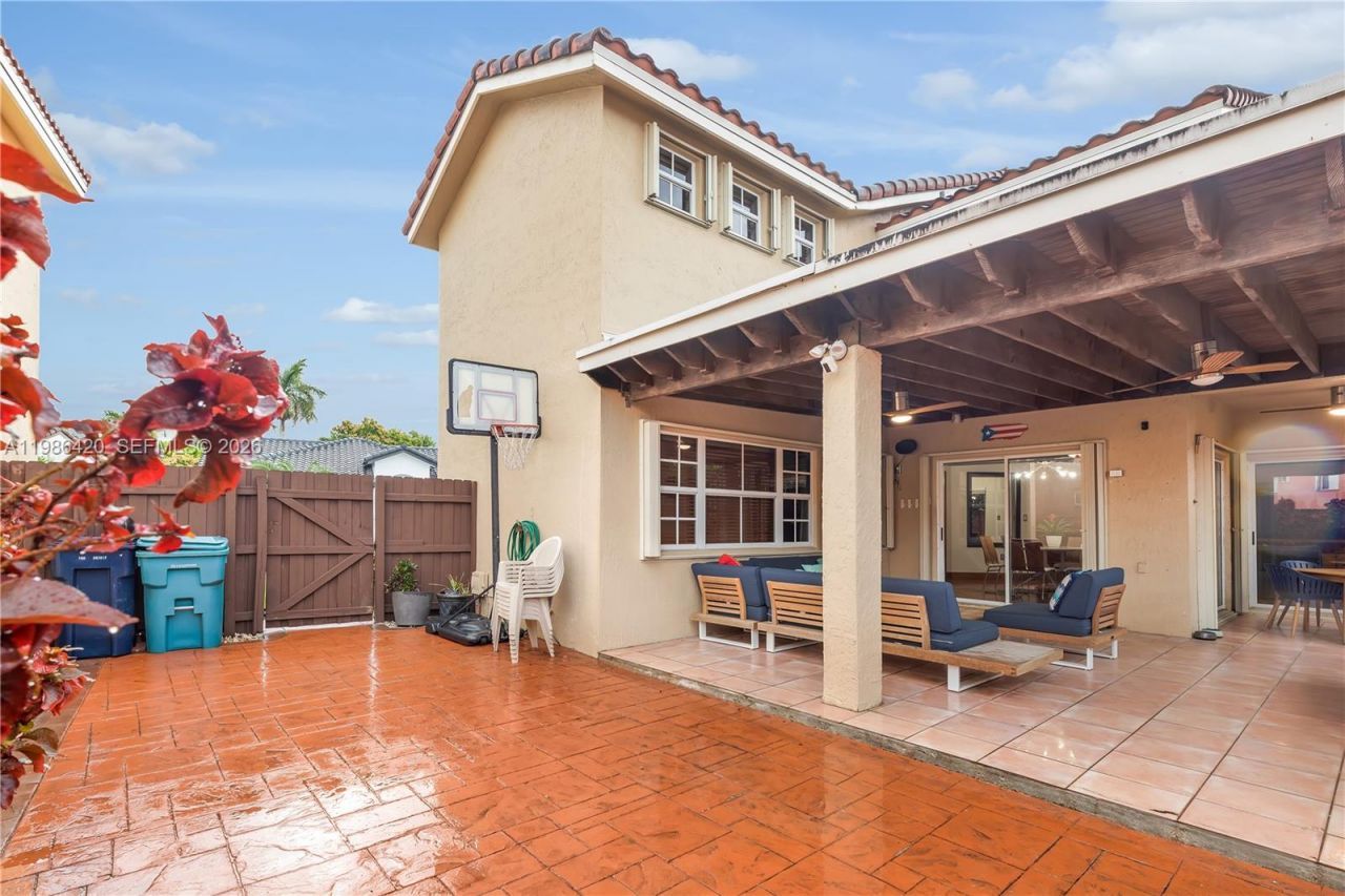 4520 SW 154th Ct, Miami, FL 33185 Photo