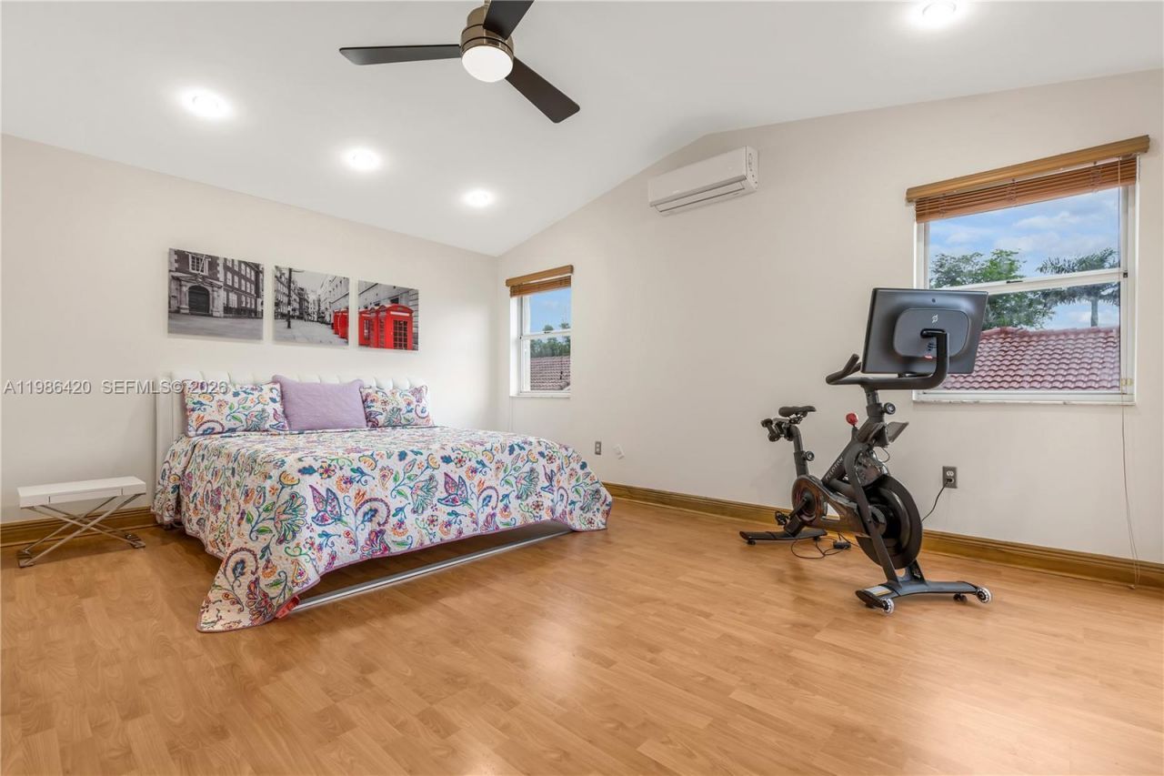 4520 SW 154th Ct, Miami, FL 33185 Photo