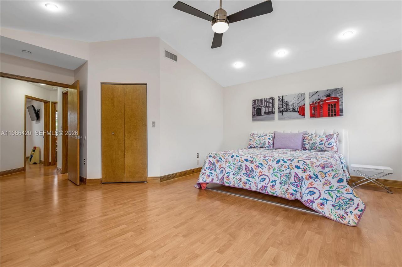 4520 SW 154th Ct, Miami, FL 33185 Photo