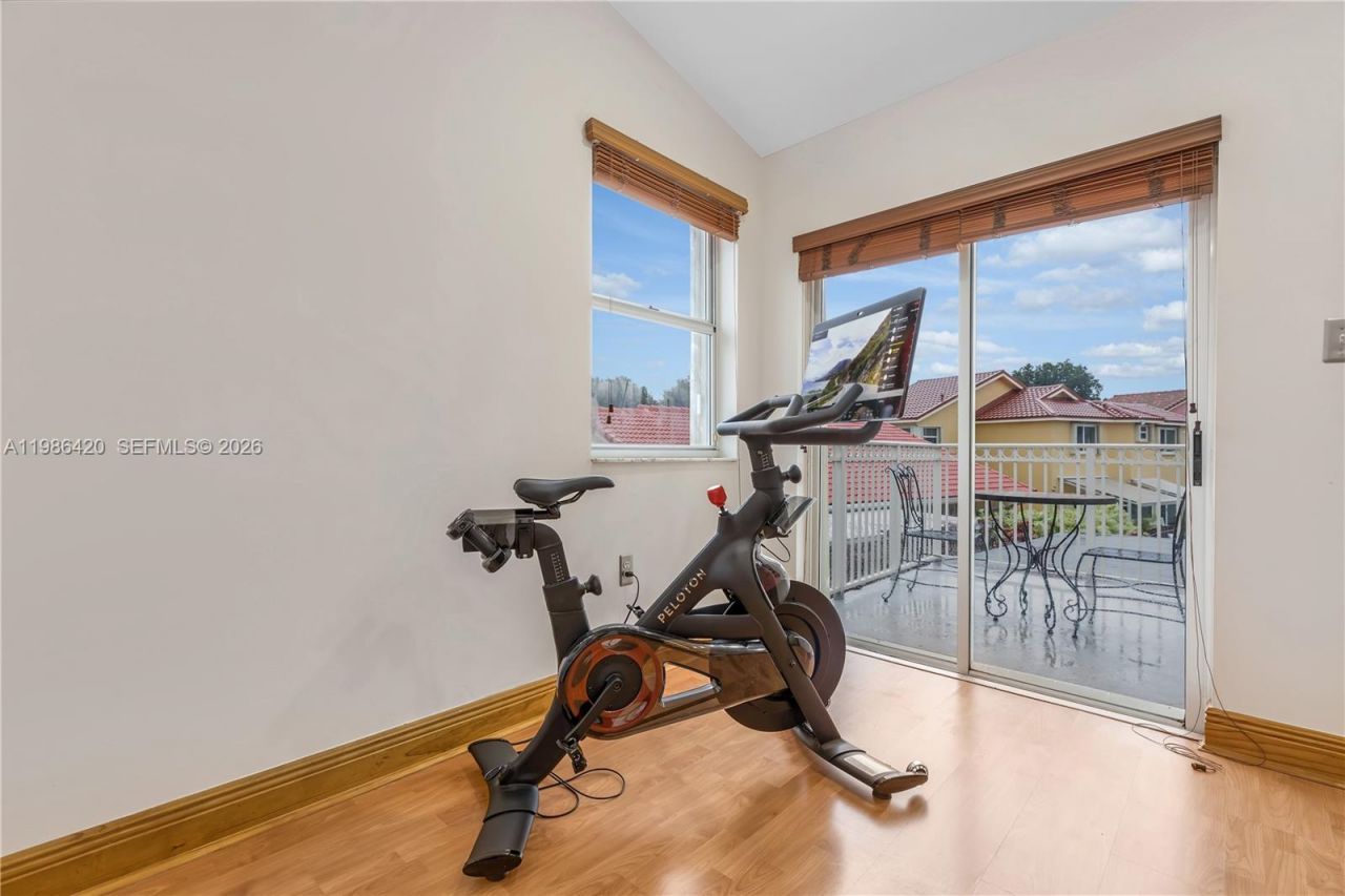 4520 SW 154th Ct, Miami, FL 33185 Photo