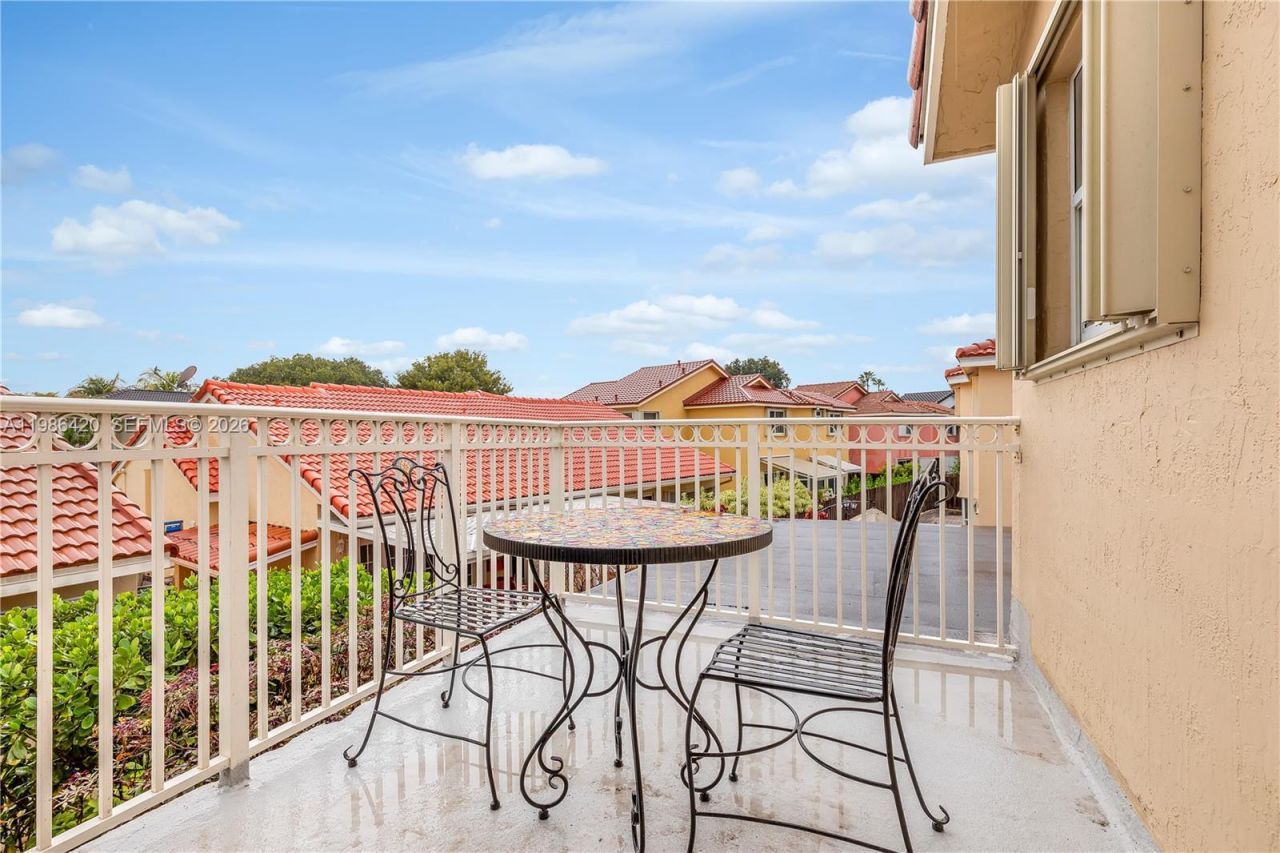 4520 SW 154th Ct, Miami, FL 33185 Photo