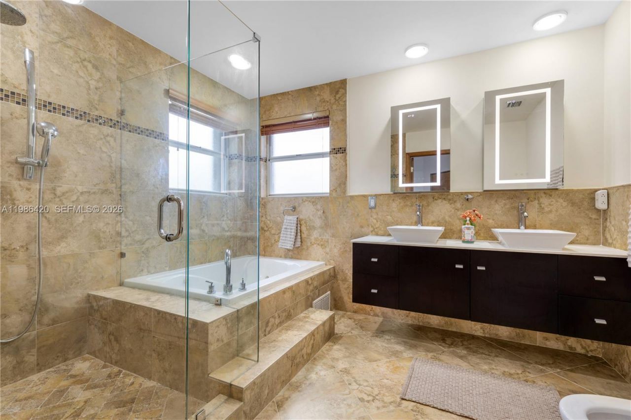 4520 SW 154th Ct, Miami, FL 33185 Photo