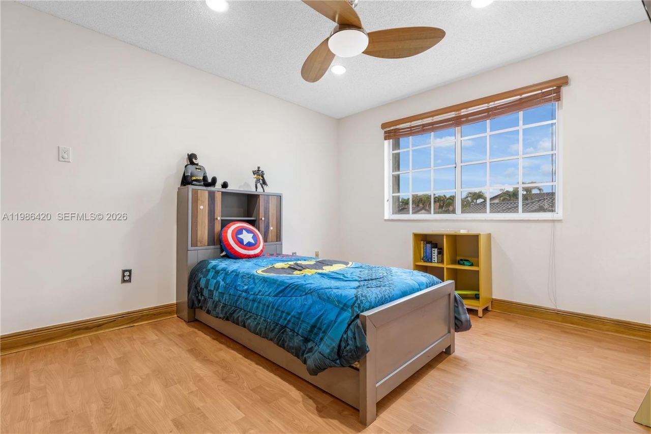 4520 SW 154th Ct, Miami, FL 33185 Photo