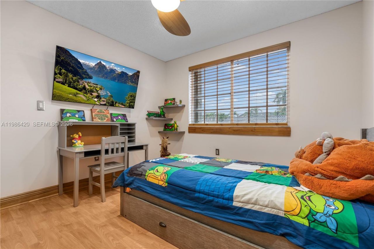 4520 SW 154th Ct, Miami, FL 33185 Photo