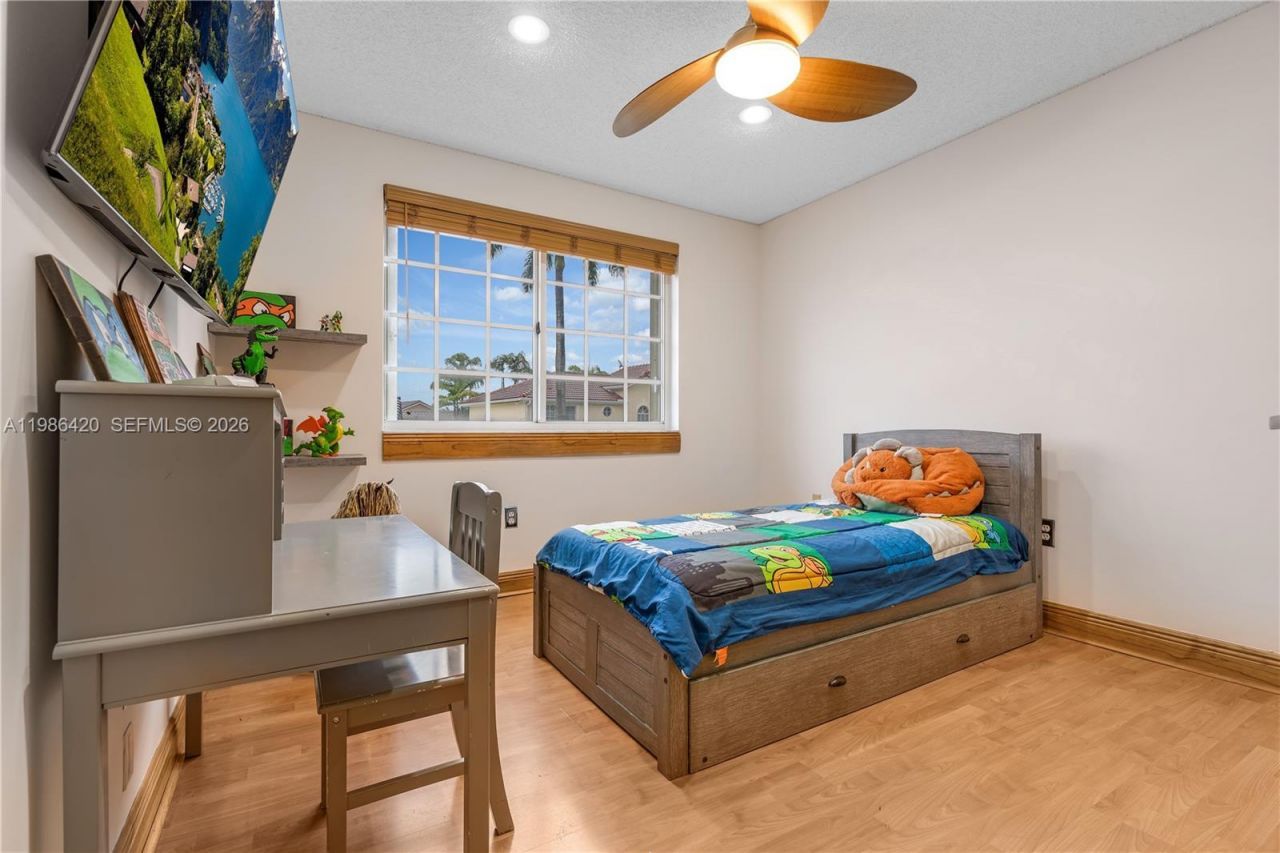 4520 SW 154th Ct, Miami, FL 33185 Photo