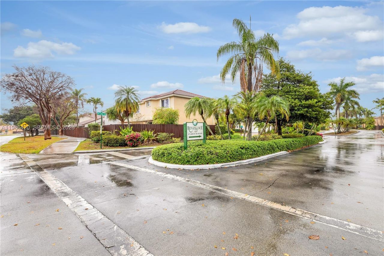 4520 SW 154th Ct, Miami, FL 33185 Photo