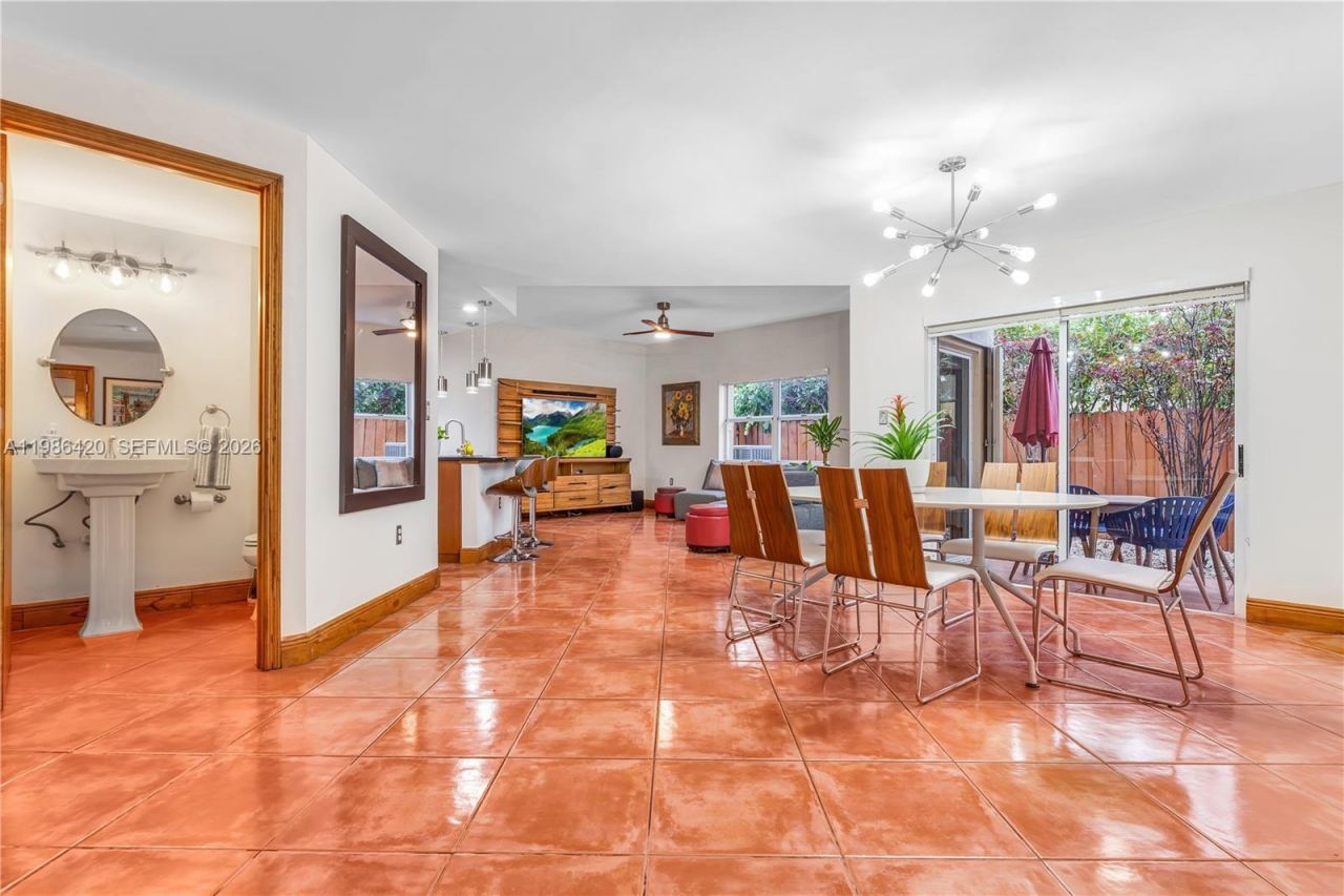 4520 SW 154th Ct, Miami, FL 33185 Photo