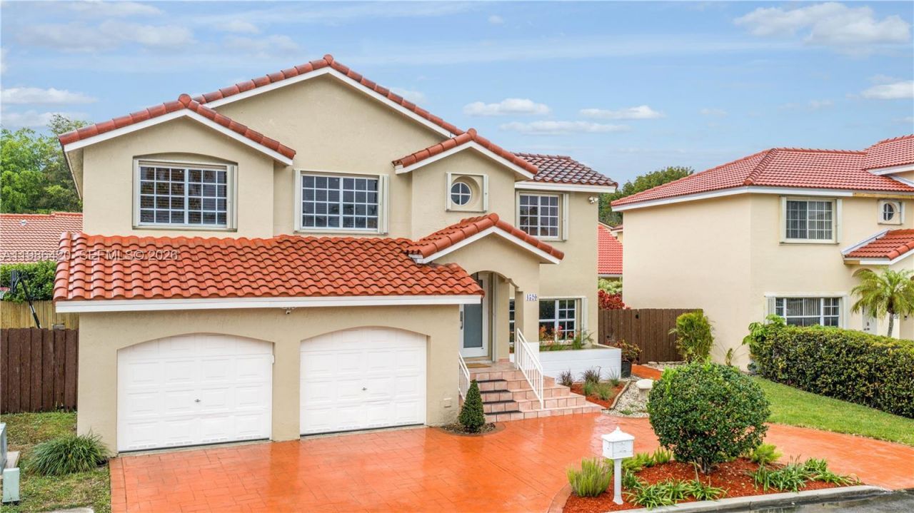 4520 SW 154th Ct, Miami, FL 33185 Photo