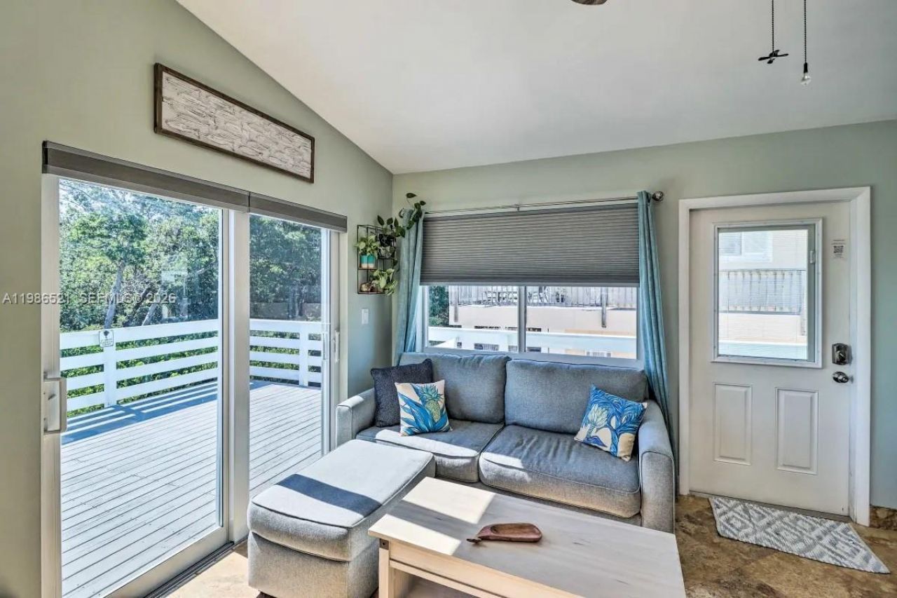 6501 Oceanview Ave, Marathon, FL 33050 Photo