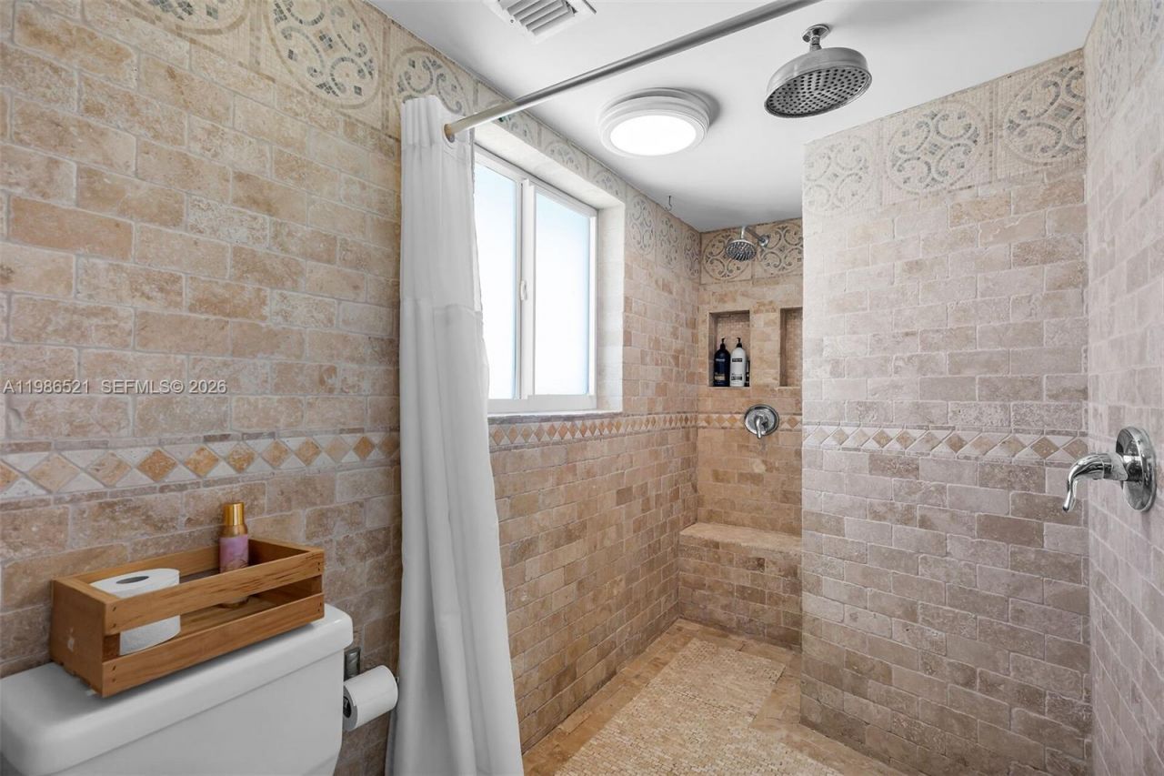 6501 Oceanview Ave, Marathon, FL 33050 Photo