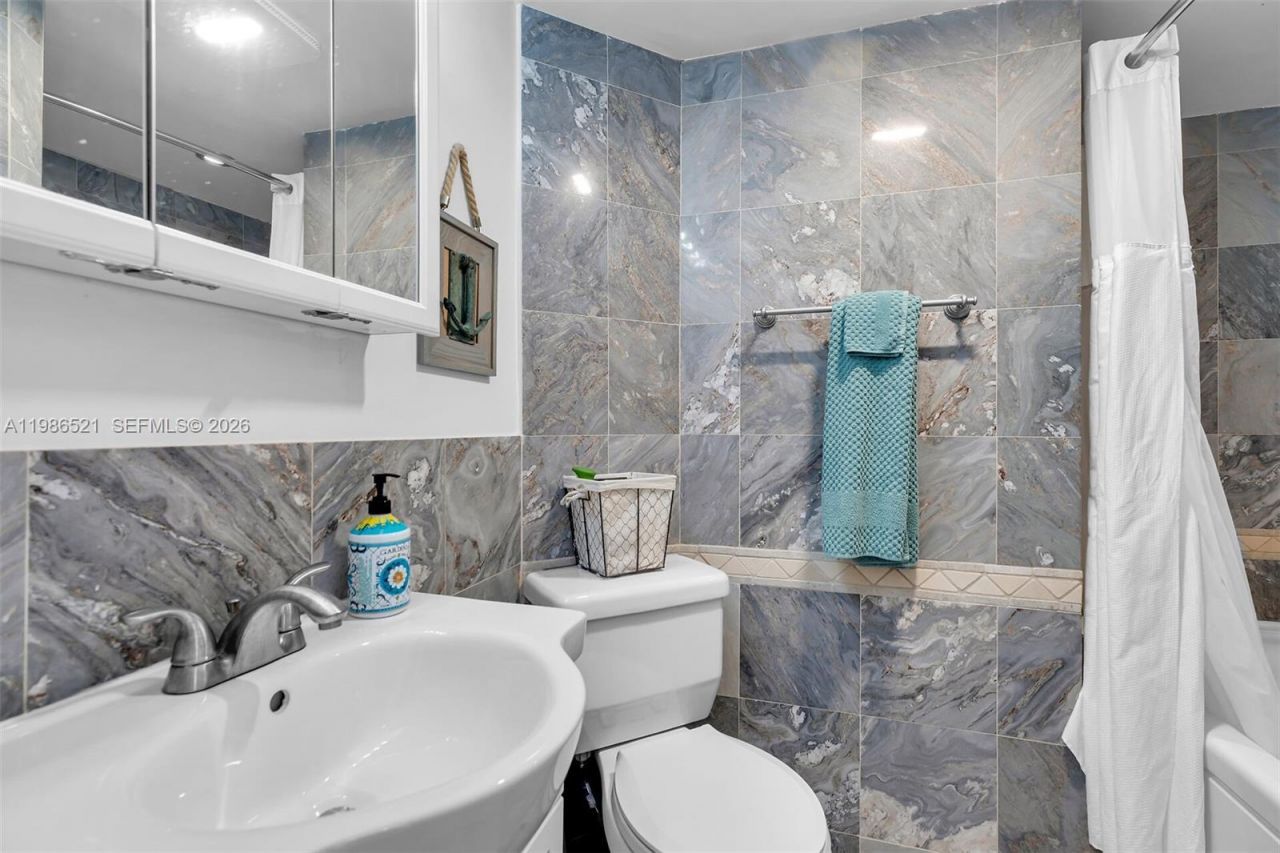 6501 Oceanview Ave, Marathon, FL 33050 Photo