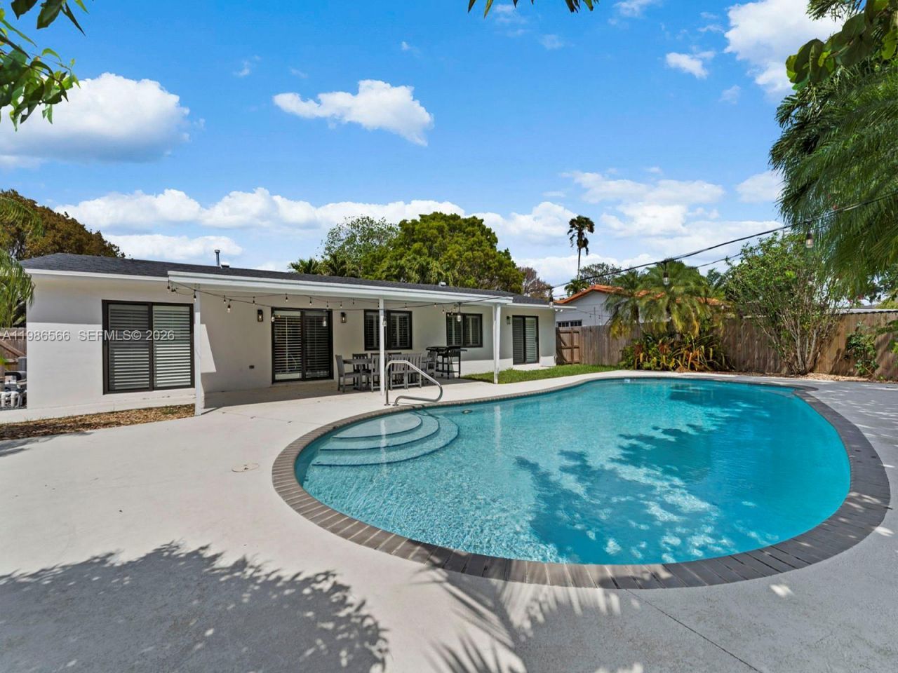 9020 SW 187th Ter , Cutler Bay, FL 33157 Photo